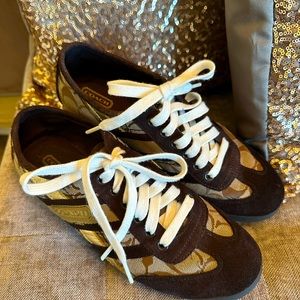 Coach Katelyn Size 8 Tennis Shoes